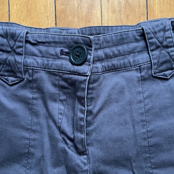 Lolë dark gray utility shorts - Picture 3 of 9
